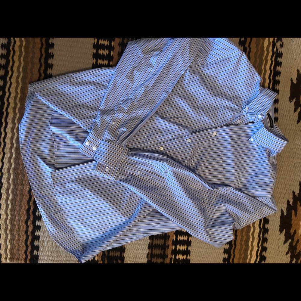 Eddie Bauer Blue Striped Button Up
